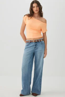Asymmetric Cinched Top