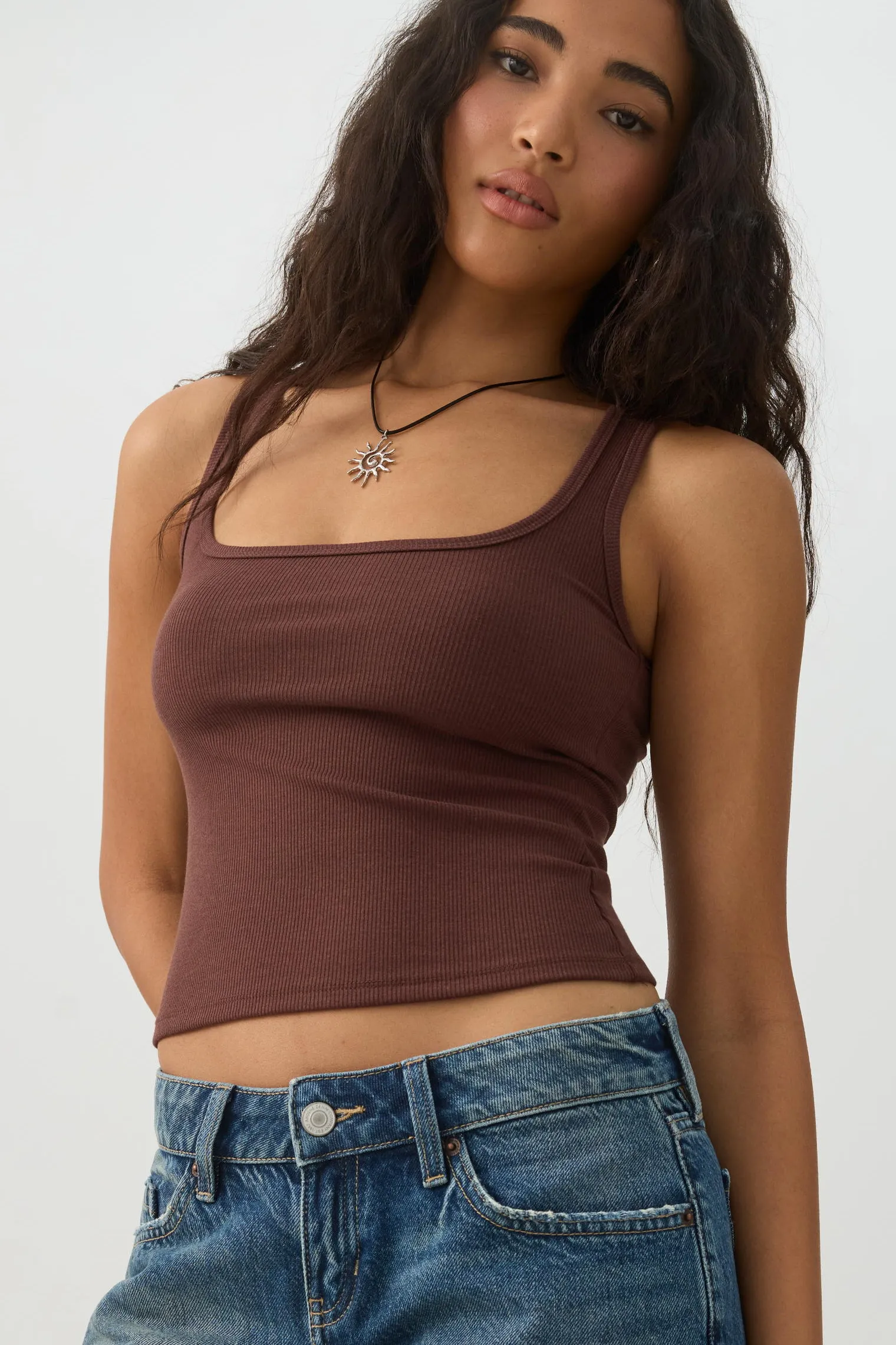 Basic Cropped Ribbed Tank Top