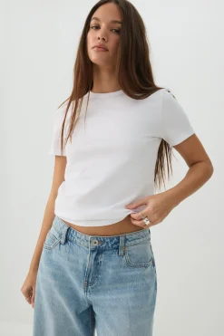 Basic Fitted Short Sleeve T-Shirt