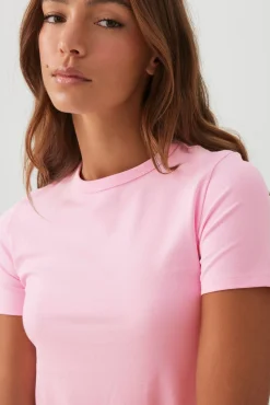 Basic Fitted Short Sleeve T-Shirt