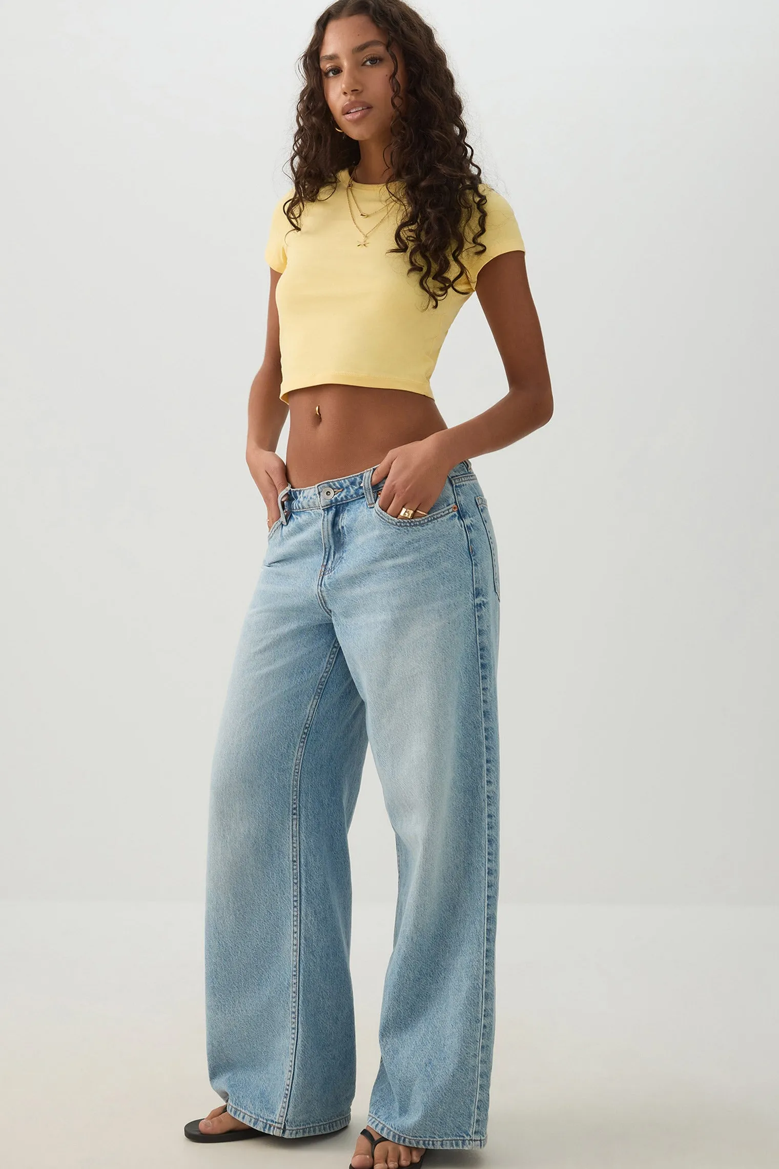 Basicore™ Fitted Crop T-Shirt
