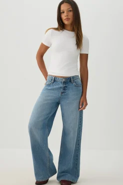 Basicore™ Fitted T-Shirt