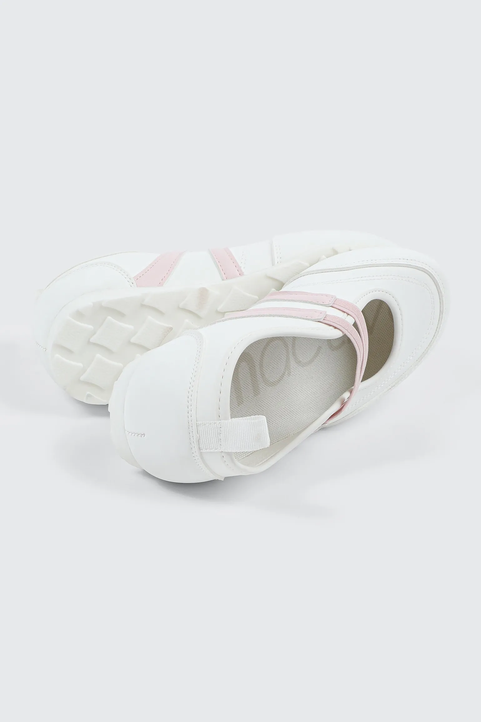 camactive™ Ballet Sneakers