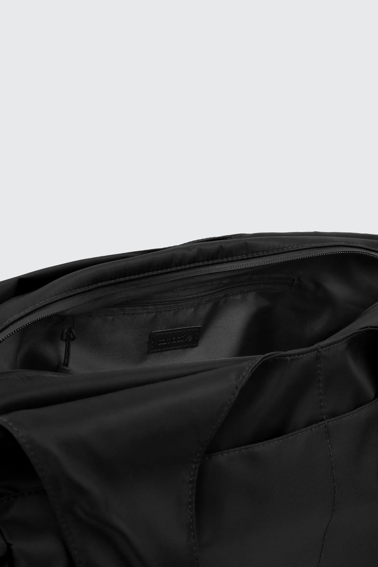 camactive™ Nylon Tote Bag