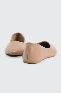 Classic Pointy Flats