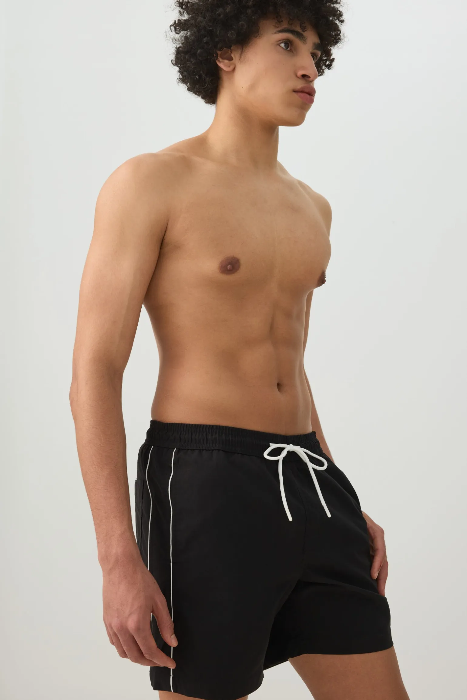 Contrast Piping Swim Trunks