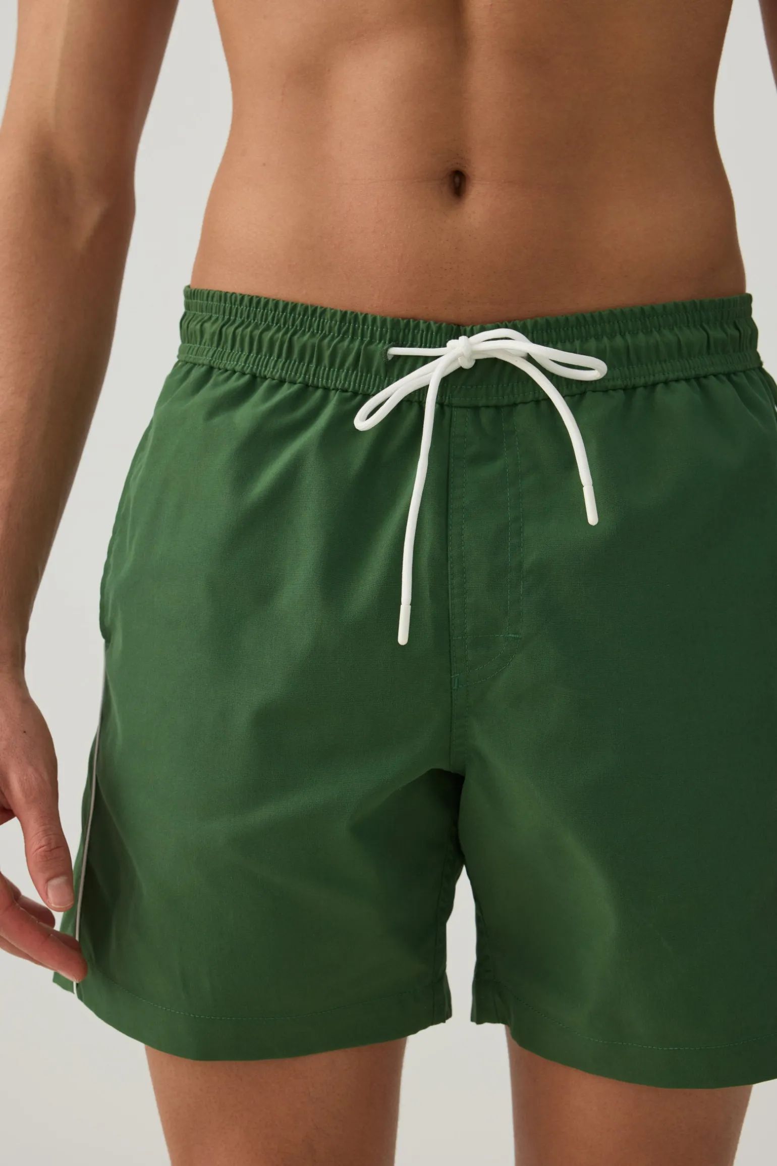 Contrast Piping Swim Trunks