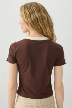 Crop Graphic Contrast V Neck T-Shirt
