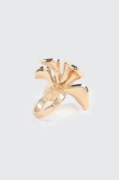 Embellished Hibiscus Ring