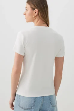 Fitted Graphic T-Shirt