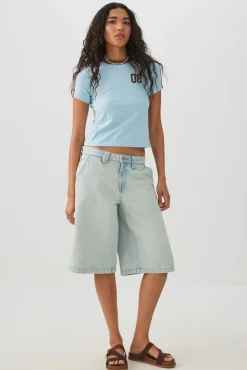 Graphic Crop T-Shirt
