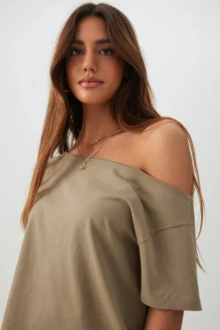 Jersey Off-Shoulder T-Shirt