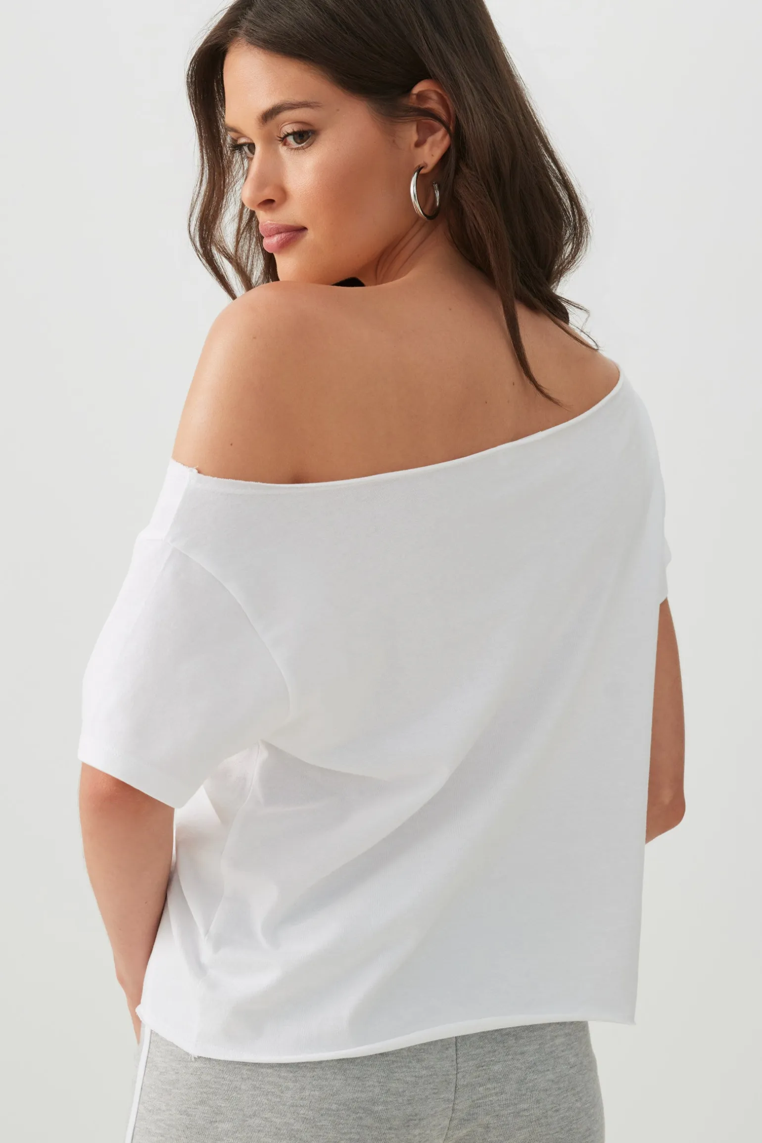 Jersey Off Shoulder T-Shirt