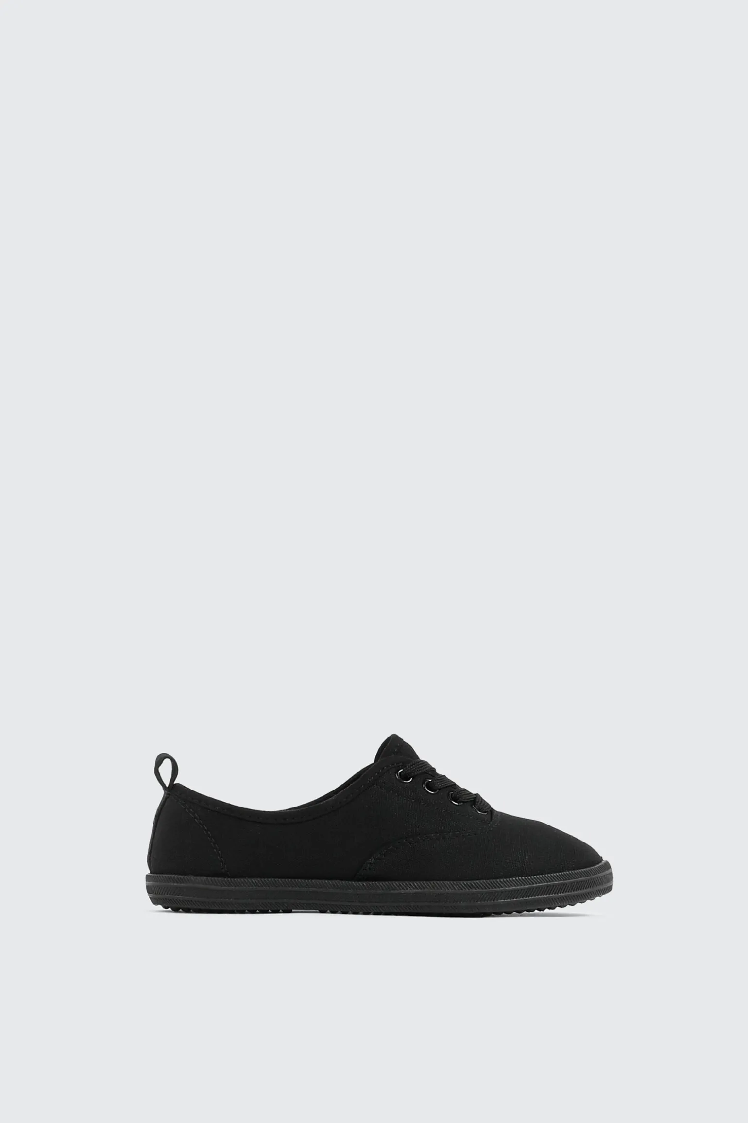 Lace up Sneakers