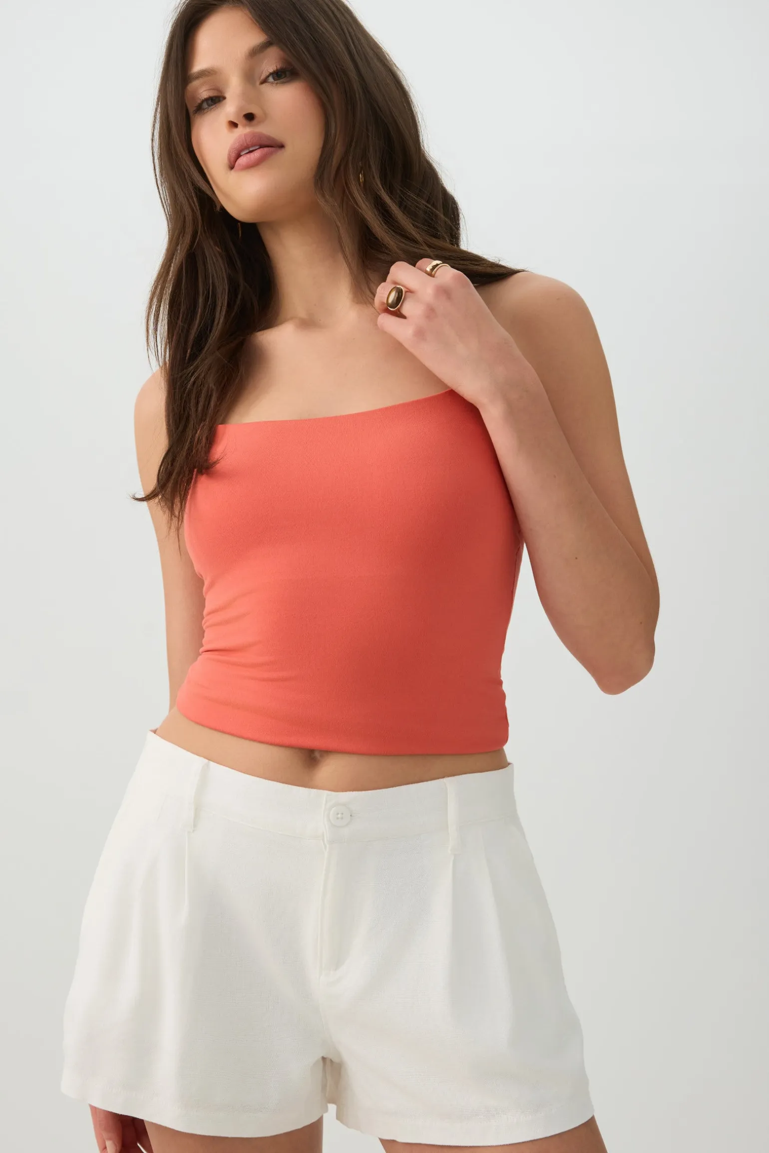Linen Blend Mid Rise Shorts