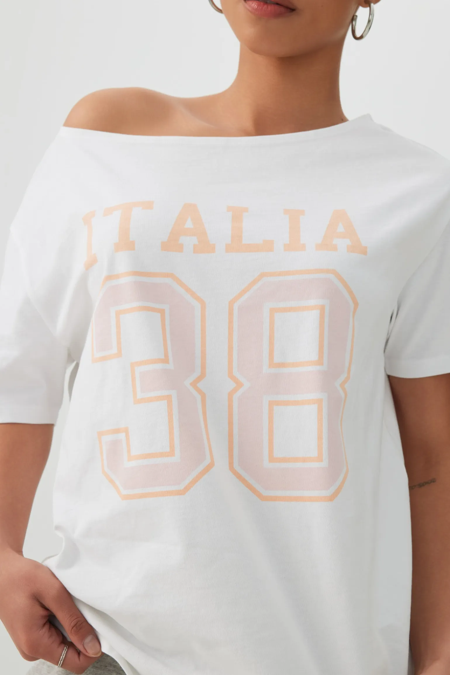 Long Oversized Off Shoulder Graphic T-Shirt