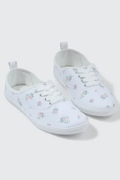 Low Top Canvas Sneakers