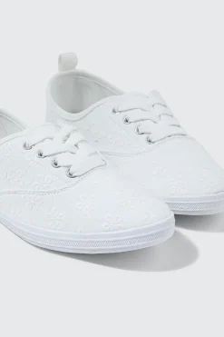 Low Top Canvas Sneakers