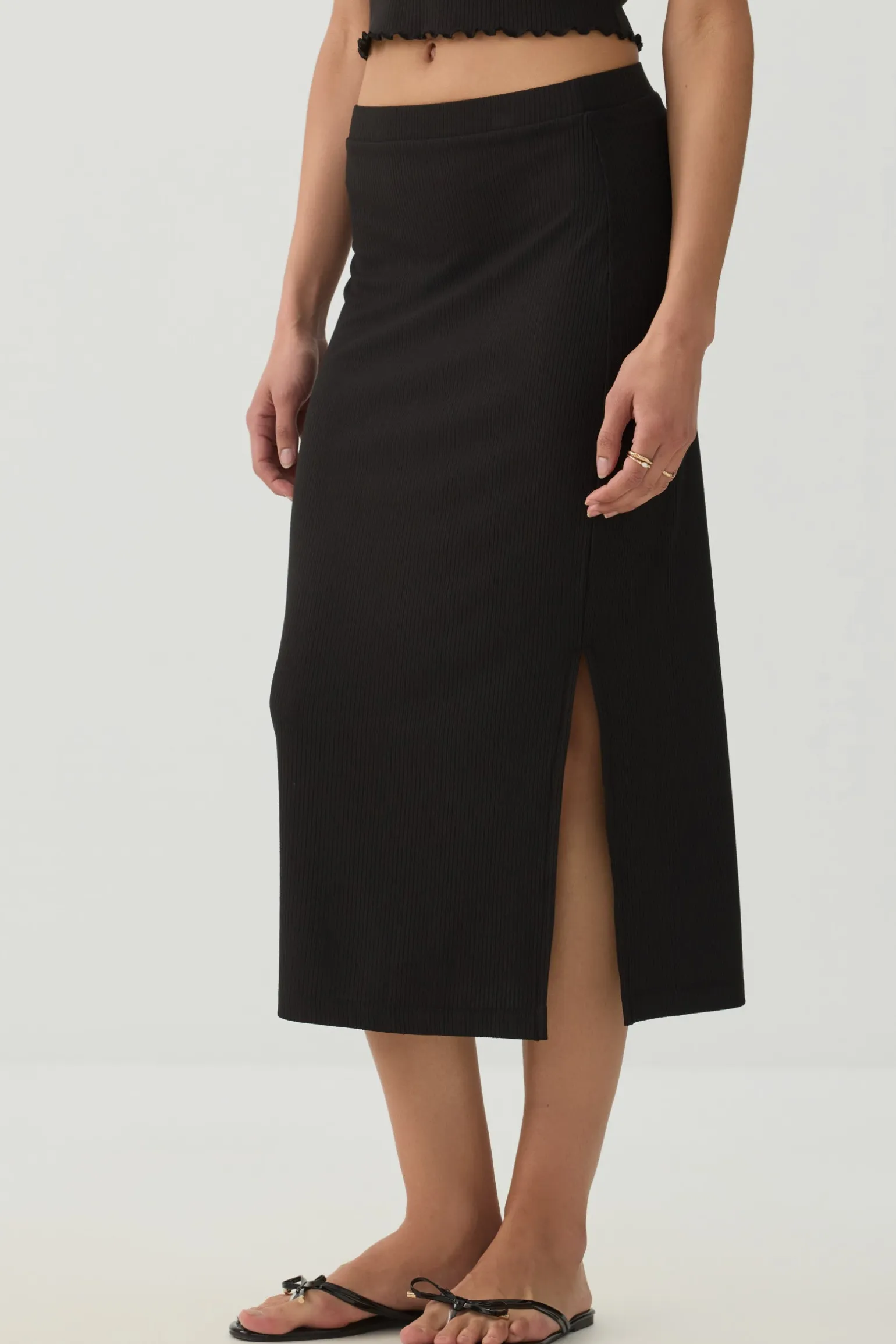 Midi Rib Side Slit Skirt