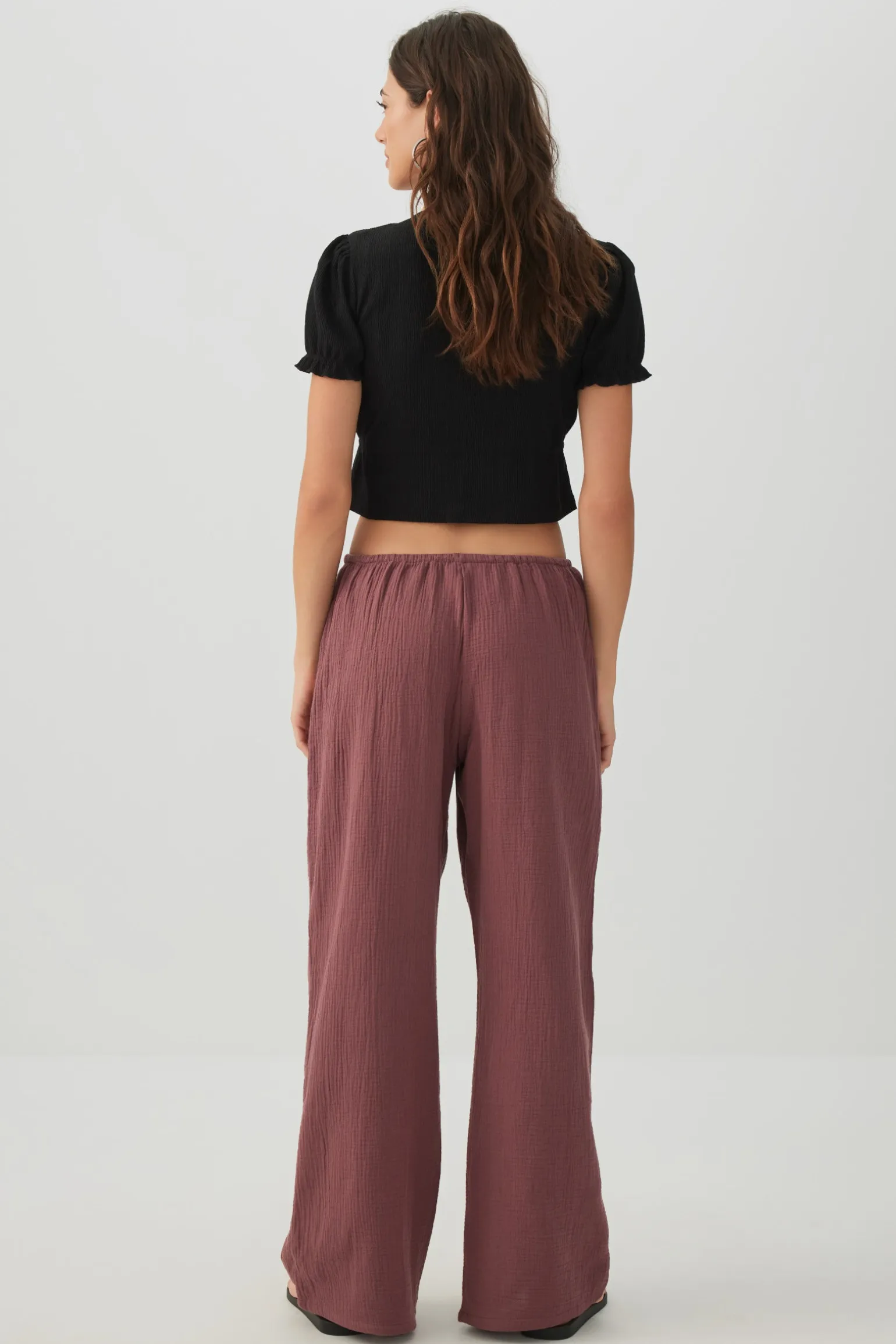 Mid Rise Pull On Wide Leg Pant