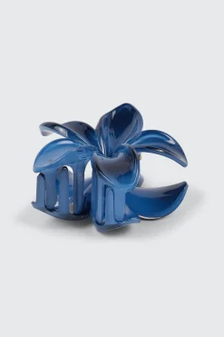 Oversized Hibiscus Hair Claw