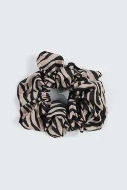 Oversized Woven Scrunchie