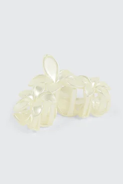 Pearlized Floral Hair Claw
