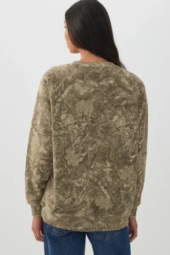 Printed Raglan Crew Neck Sweatshirt