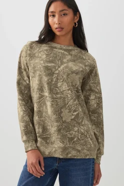Printed Raglan Crew Neck Sweatshirt