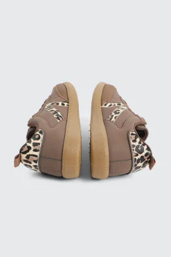 Retro Sneakers