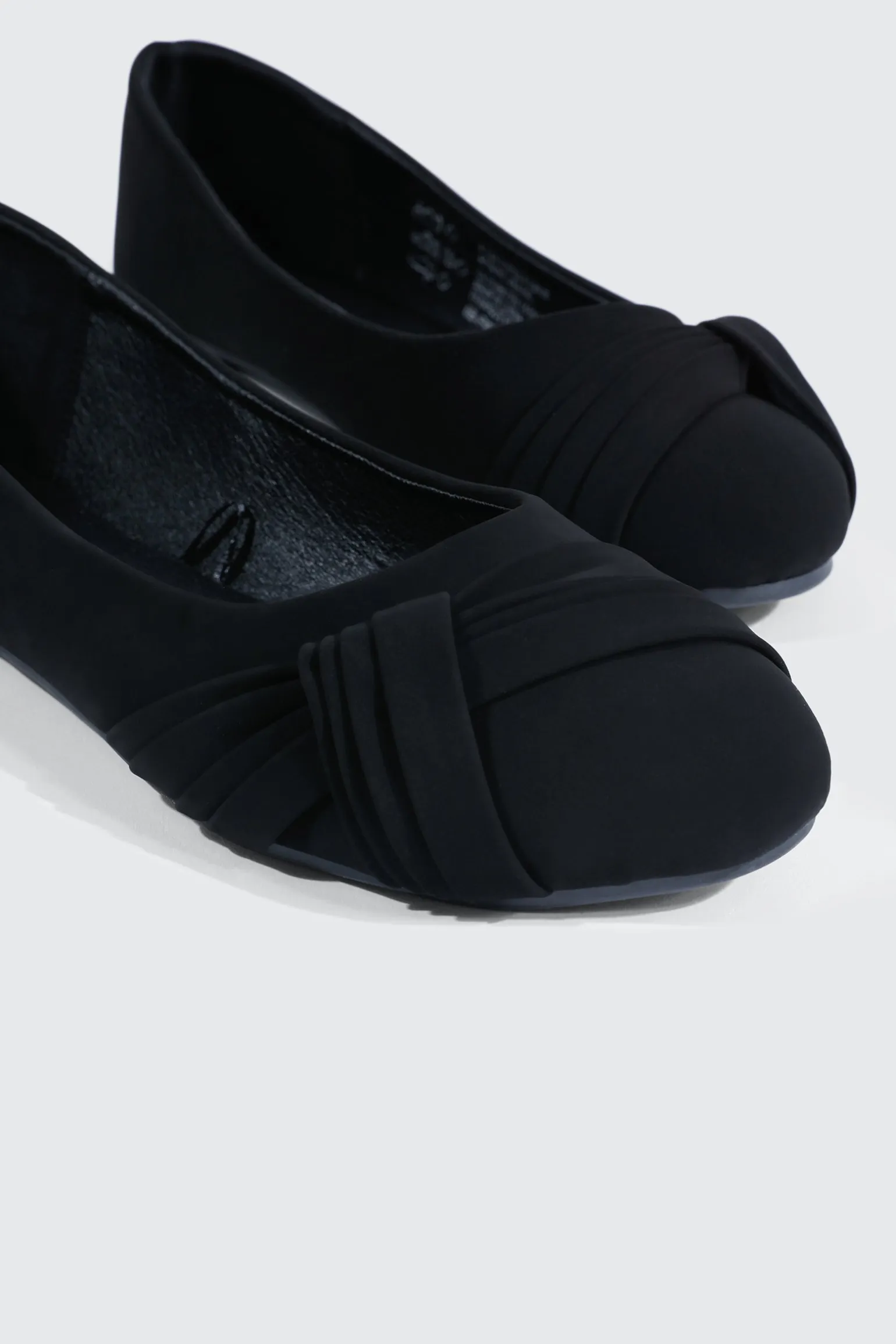 Round Toe Ballerina Flats