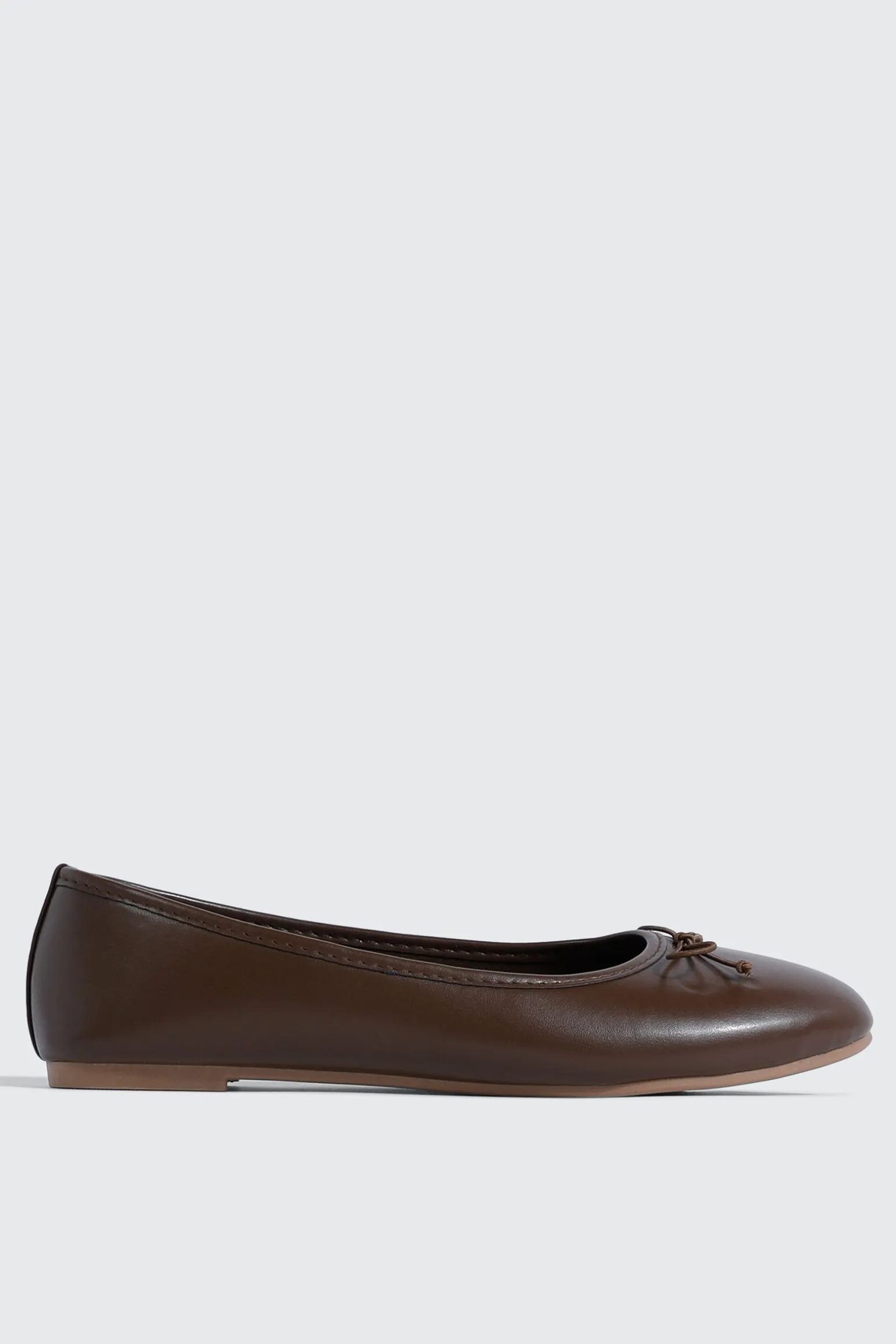 Round Toe Ballet Flats with Bow