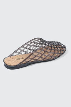 Round Toe Cage Sandals