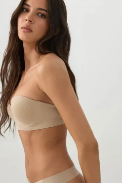 Seamless Strapless Push Up Bra
