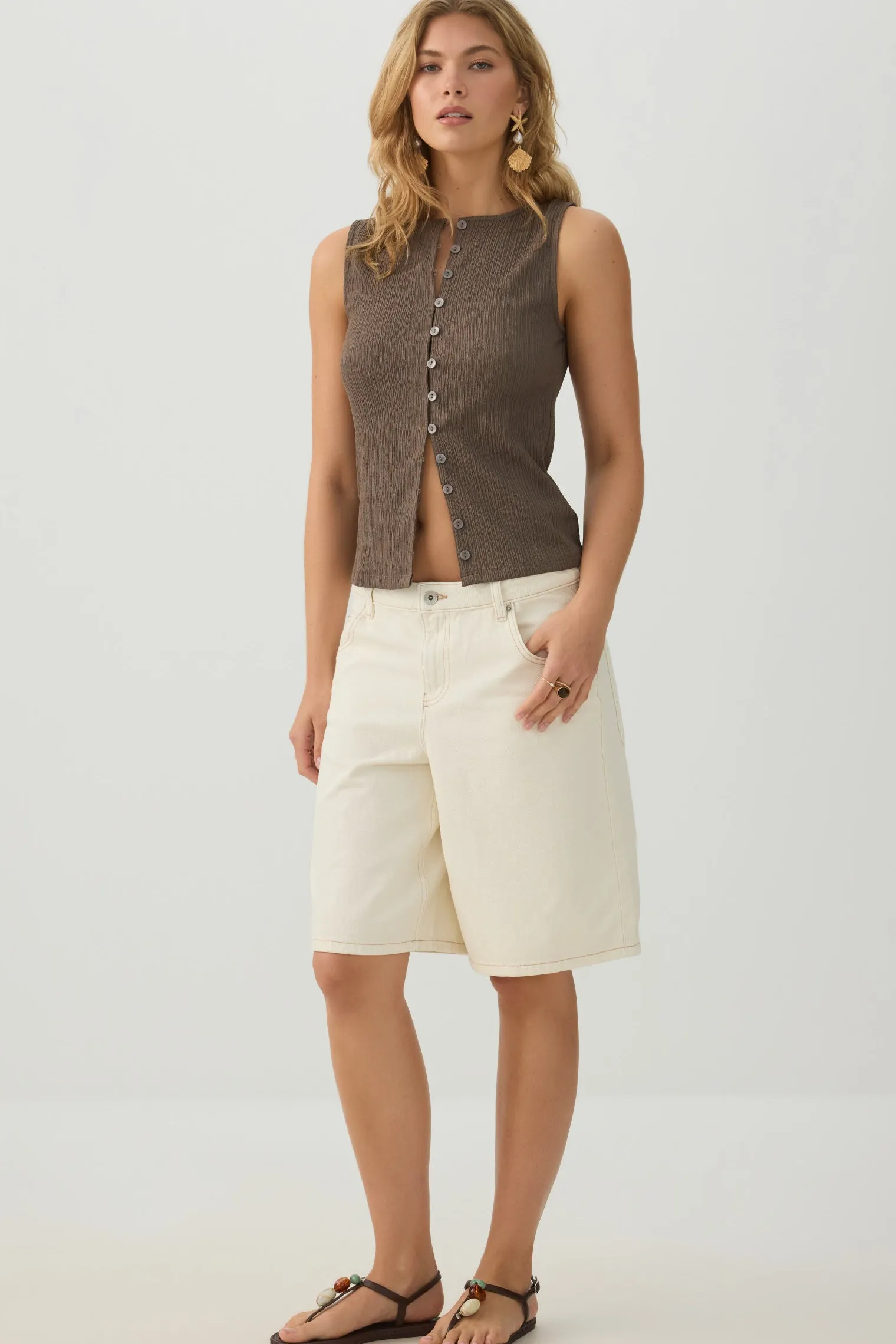Seersucker Buttoned Vest
