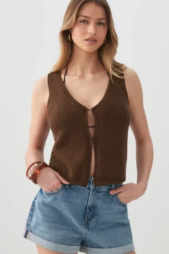 Short Sweater Vest