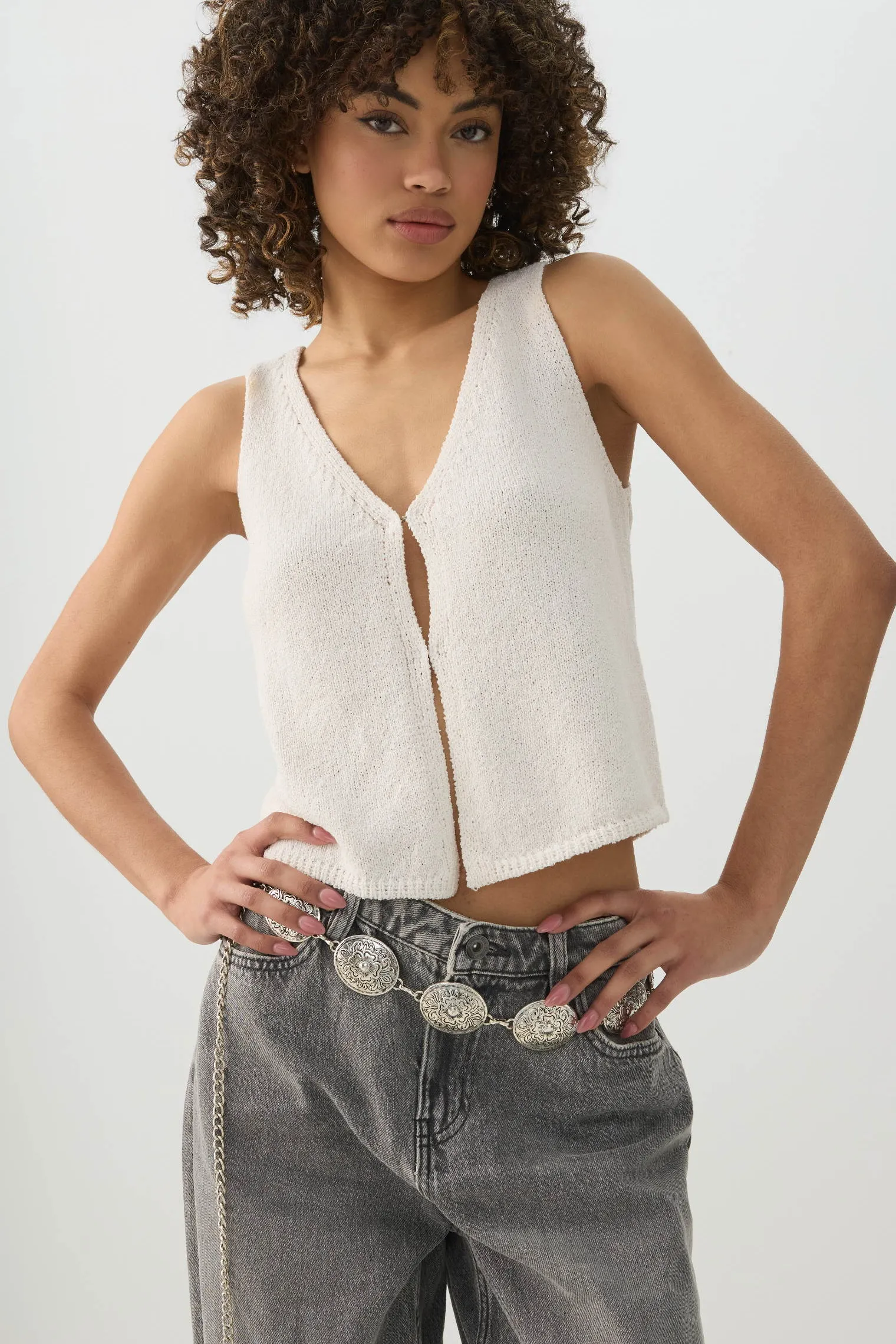 Short Sweater Vest