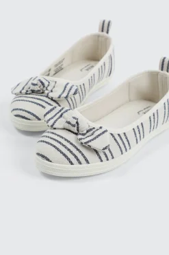 Slip On Sneakers with Bow