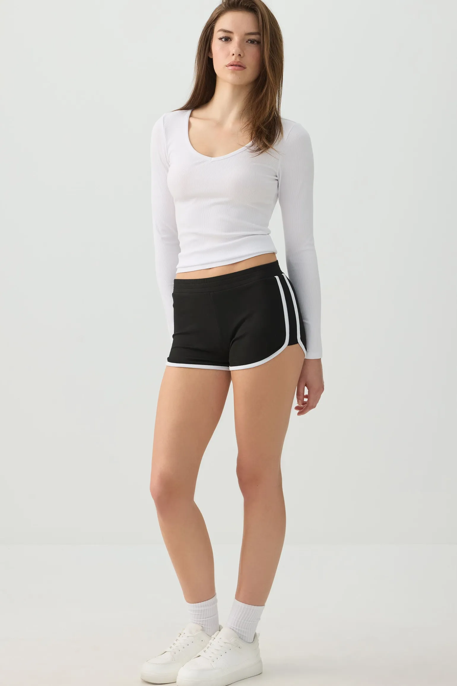 Stretch Rib Scoop Neck Long Sleeve Top