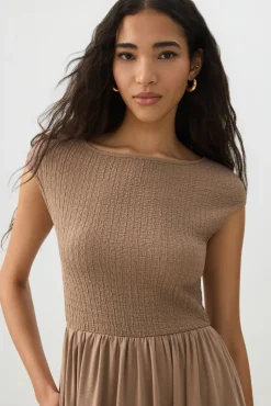 Textured Knit Cap Sleeve Midi Dress