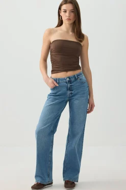 The Era Mid Rise Straight Jean