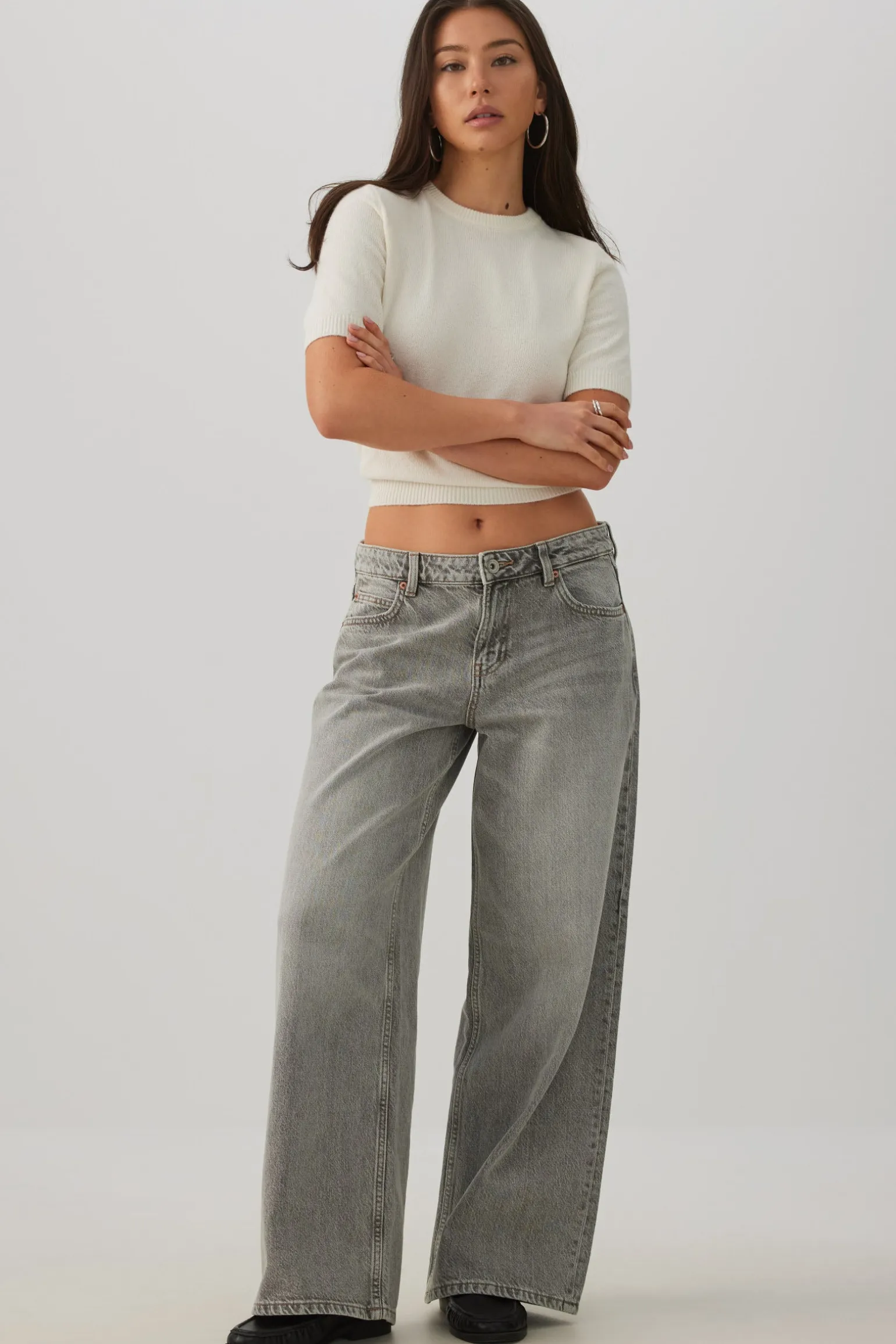 The Off-Duty Fit Low Rise Wide Leg Jean