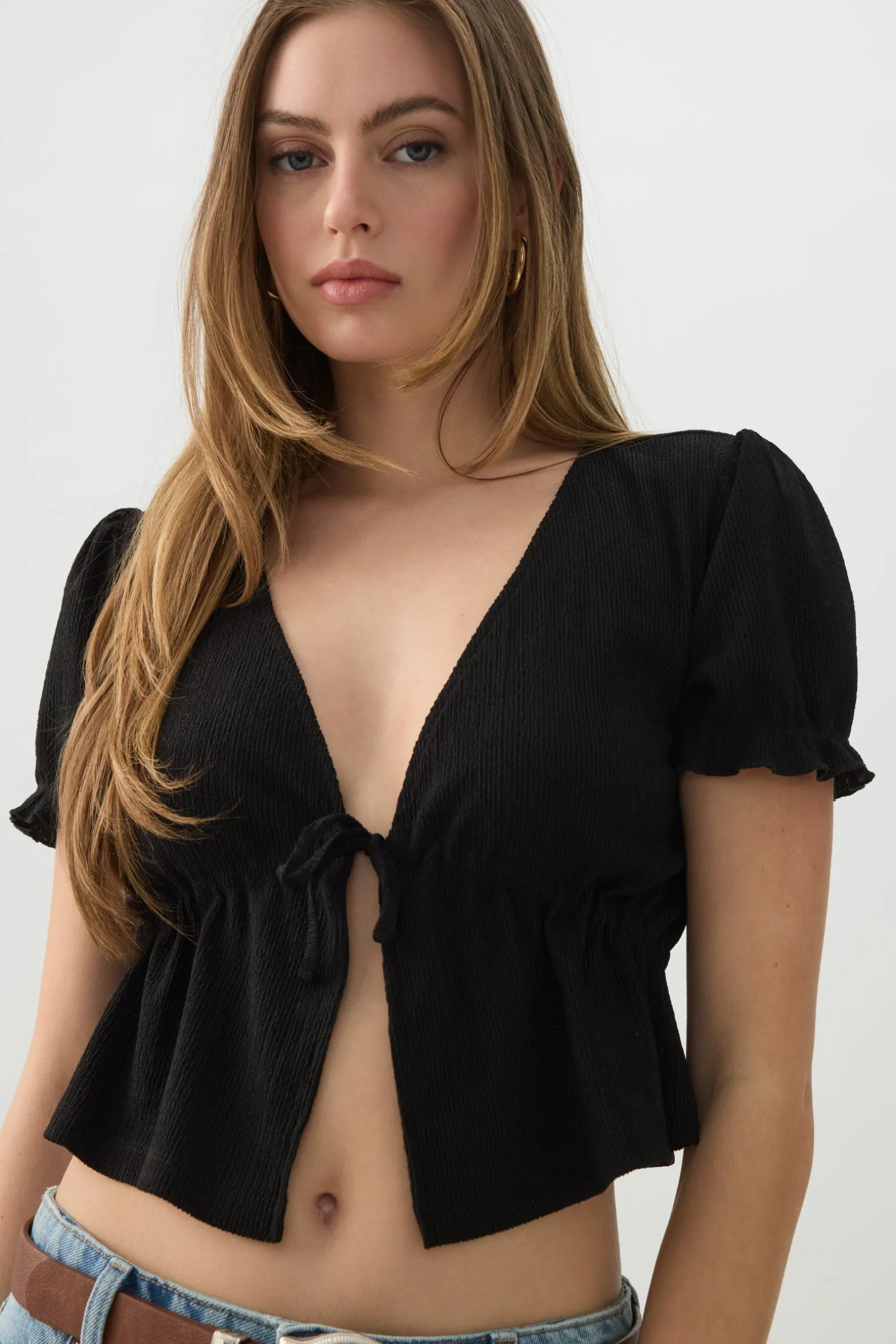 Tie Front Cropped Cardi