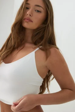 Ultra Crop Seamless Tank with Removable Cups