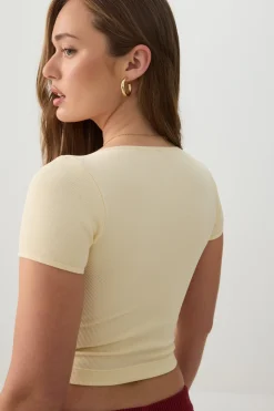 Ultra Crop Seamless Top